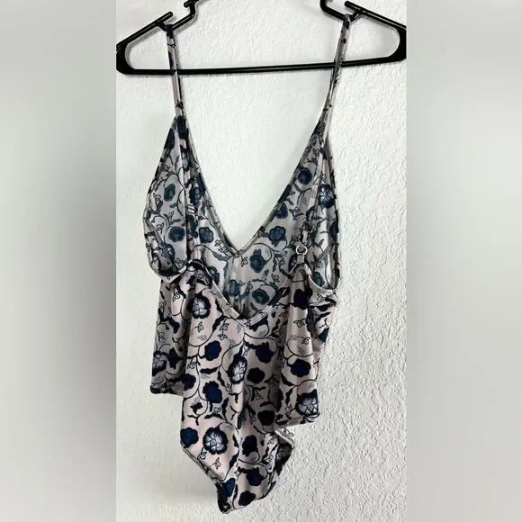 Endless Summer Stella Floral Maxi - Picture 7 of 16